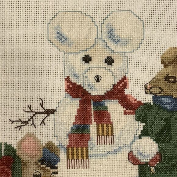 MICE BUILDING A SNOWMAN Completed Cross Stitch Framed Winter Holiday 14 X 15” - Picture 10 of 10